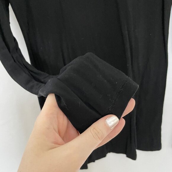 Untyhots Black Long Sleeve Turtleneck Top Size S casual winter turtleneck - Picture 4 of 8